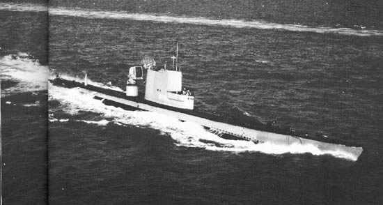 uboat.netRedfin (SS-272)